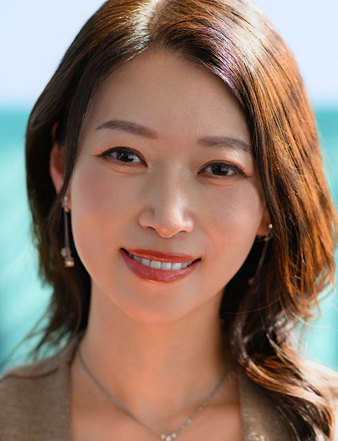 三雲彩葉(Mikumo Ayaha)个人资料照片